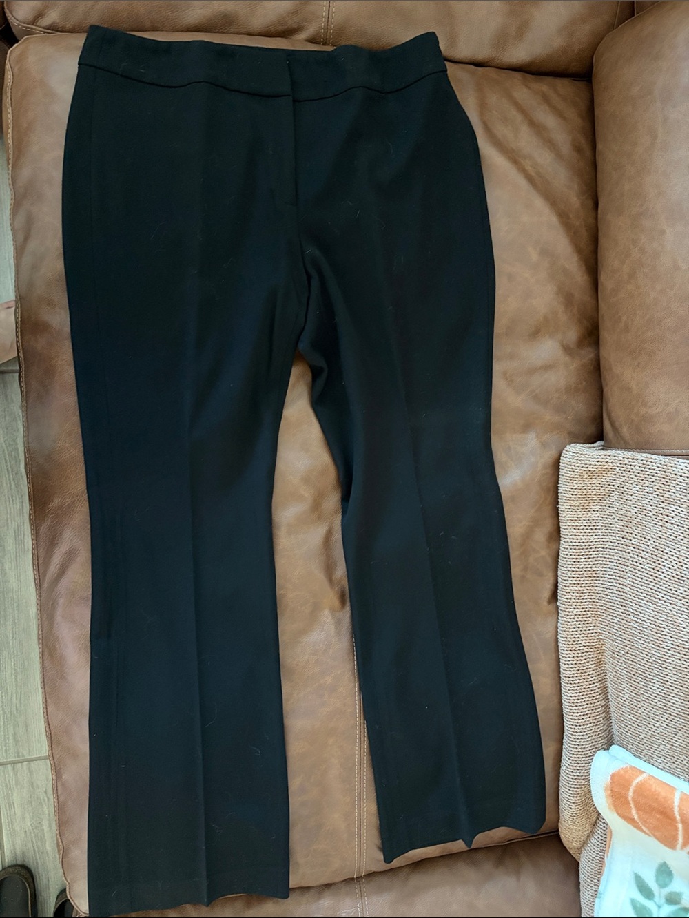 White House Black Market Women's Black Straight-Leg Pants